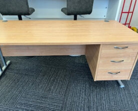 Executive desk 1800 x800mm