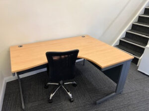 Used Ergo Shape Desk